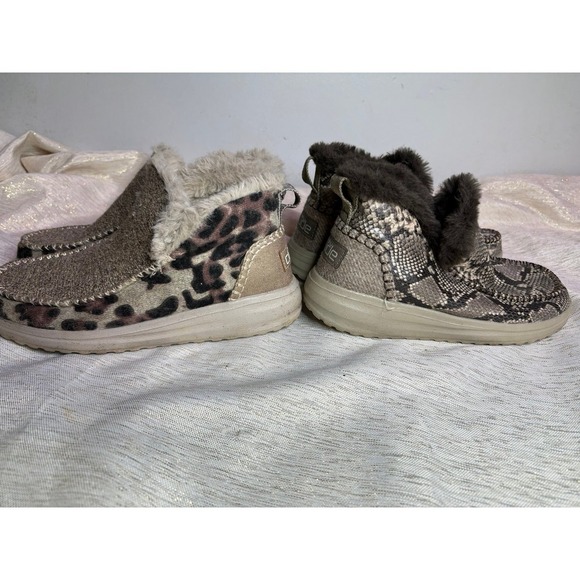 2 pairs of hey dude bundle size 5 - Picture 3 of 10